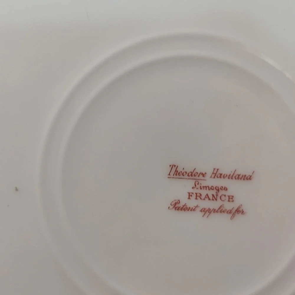 ANTIQUE Theodore Haviland Limoges France Patent Applied 2 Dinner‎ Plates Floral